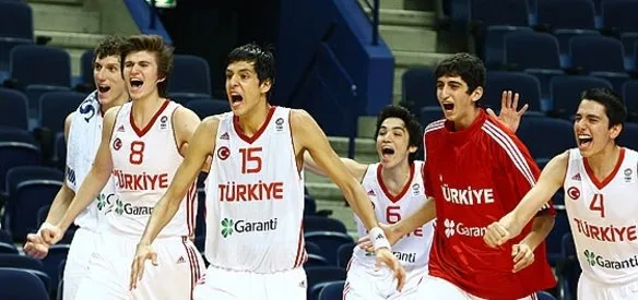 YILDIZ ERKEKLER BASKETBOL TAKIMI AVRUPA ŞAMPİYONU OLDU