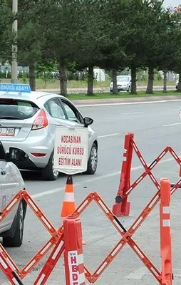 Ehliyet sınavlarına videolu standart