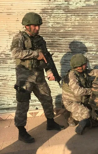 Milli Savunma Bakanlığı paylaştı: Komandolar Rasulayn'da!