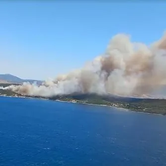 İzmir’deki orman yangınları kontrol altına alındı