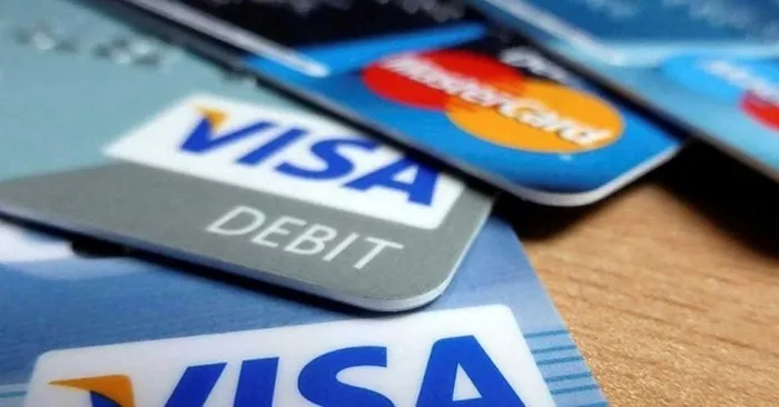 atmden-para-cekenlere-duyuru-yapildi-bankalarda-artik-kart-yerine-1702646514762.jpg ATM'den para çeken herkes için duyuru yapıldı! Bankalarda artık kart yerine...-3