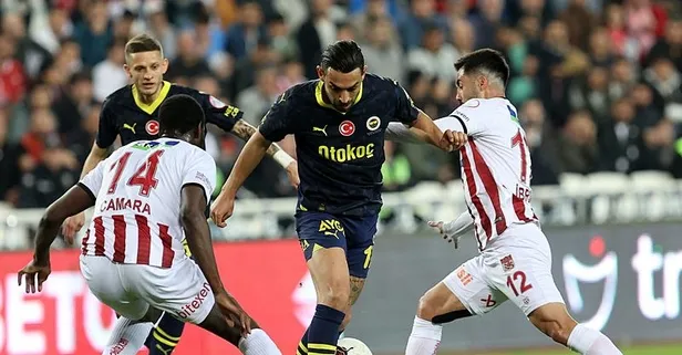 Fenerbahçe tepetaklak: Galatasaray ile puan farkı 4'e çıktı! Önce kupa sonra Avrupa şimdi de lig...