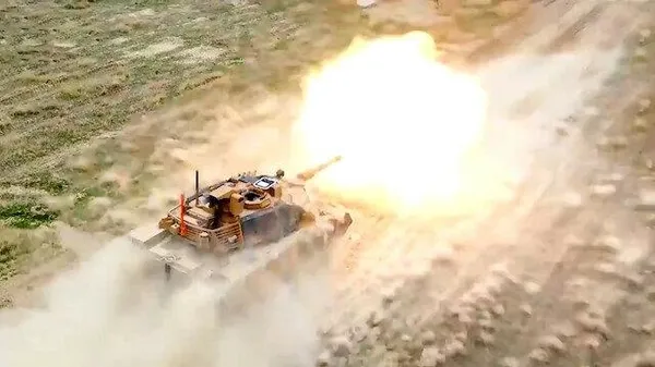 aselsanin-volkan-m-atis-kontrol-sistemi-tankla-test-edildi-1620057154395.jpeg ASELSAN tarafından geliştirilen VOLKAN-M Atış Kontrol Sistemi tankla test edildi: Hedefleri 12'den vurdu-5