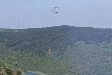 Sultangazi’de orman yangını! Helikopterle söndürüldü