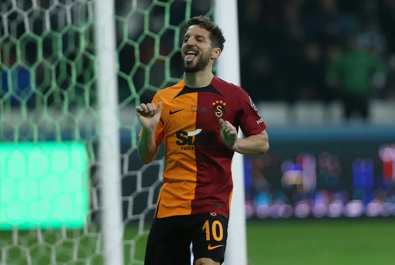 Galatasaray'da Mertens'ten şok karar! - 8