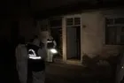 Babasını öldürüp sobada yaktı! Cesede ait parçalar evden poşetle çıkarıldı