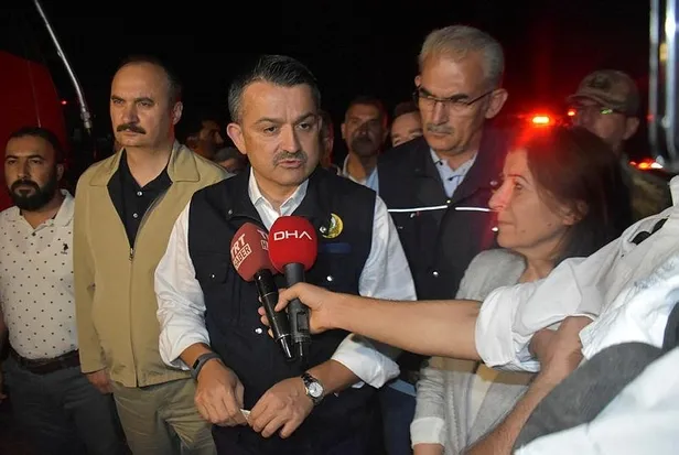 Keşan'da orman yangını! Bakan Pakdemirli: Yangın çok kuvvetle kontrol altında-1