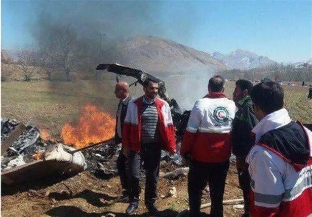 İran'da ambulans helikopter düştü: 5 kişi öldü!-2