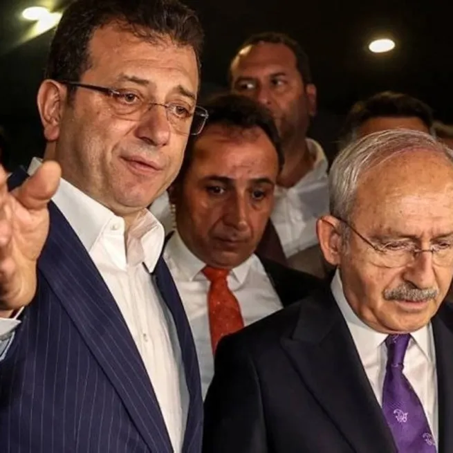 Baba-oğul mücadelesinde ilk raund: İstanbul İl Başkanlığı seçimleri! Kemal Kılıçdaroğlu ve Ekrem İmamoğlu adaylarını belirledi