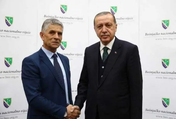 sancakli-bosnaklardan-baskan-recep-tayyip-erdogana-destek-turkiyenin-guclu-ve-istikrarli-bir-balkanlar-demekti-1682971557186.jpeg