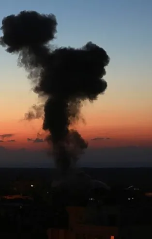 Son dakika: İsrail'den Gazze'ye hava saldırısı