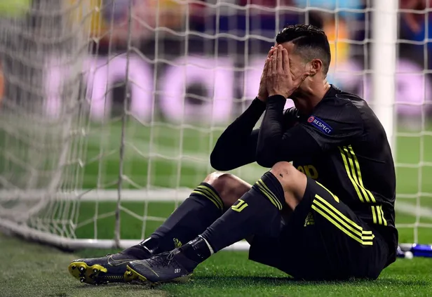 Cristiano Ronaldo'nun 'Vergini öde' diye bağıran taraftara verdiği cevap olay yarattı-5