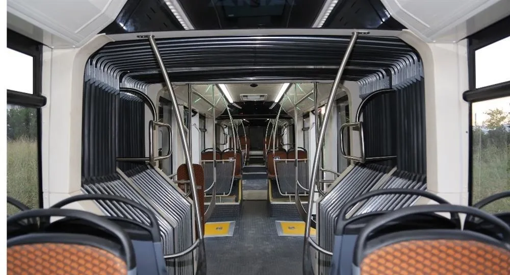 İstanbul'a 290 kişilik dev metrobüs-1