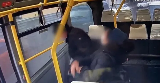Minibüste mide bulandıran taciz!