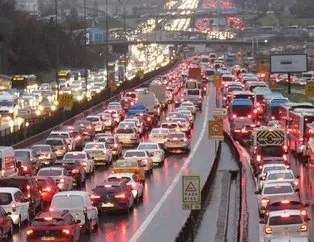 İstanbul’da trafik çilesi katlanıyor