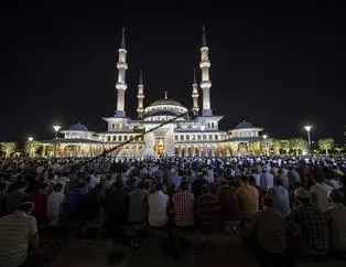 Yurtta ve Dünyada  Kadir Gecesi coşkusu