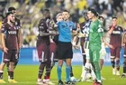 Hafta sonu oynanan maçlarda hakem skandalları zirveye çıktı! Türk futbolu bir kez daha çok sert tartışmaların ortasında kaldı
