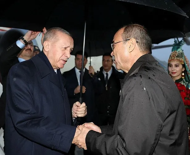 Başkan Erdoğan Özbekistan'da! Diplomasi temasları başladı... İlk görüşme Mirziyoyev ile-8