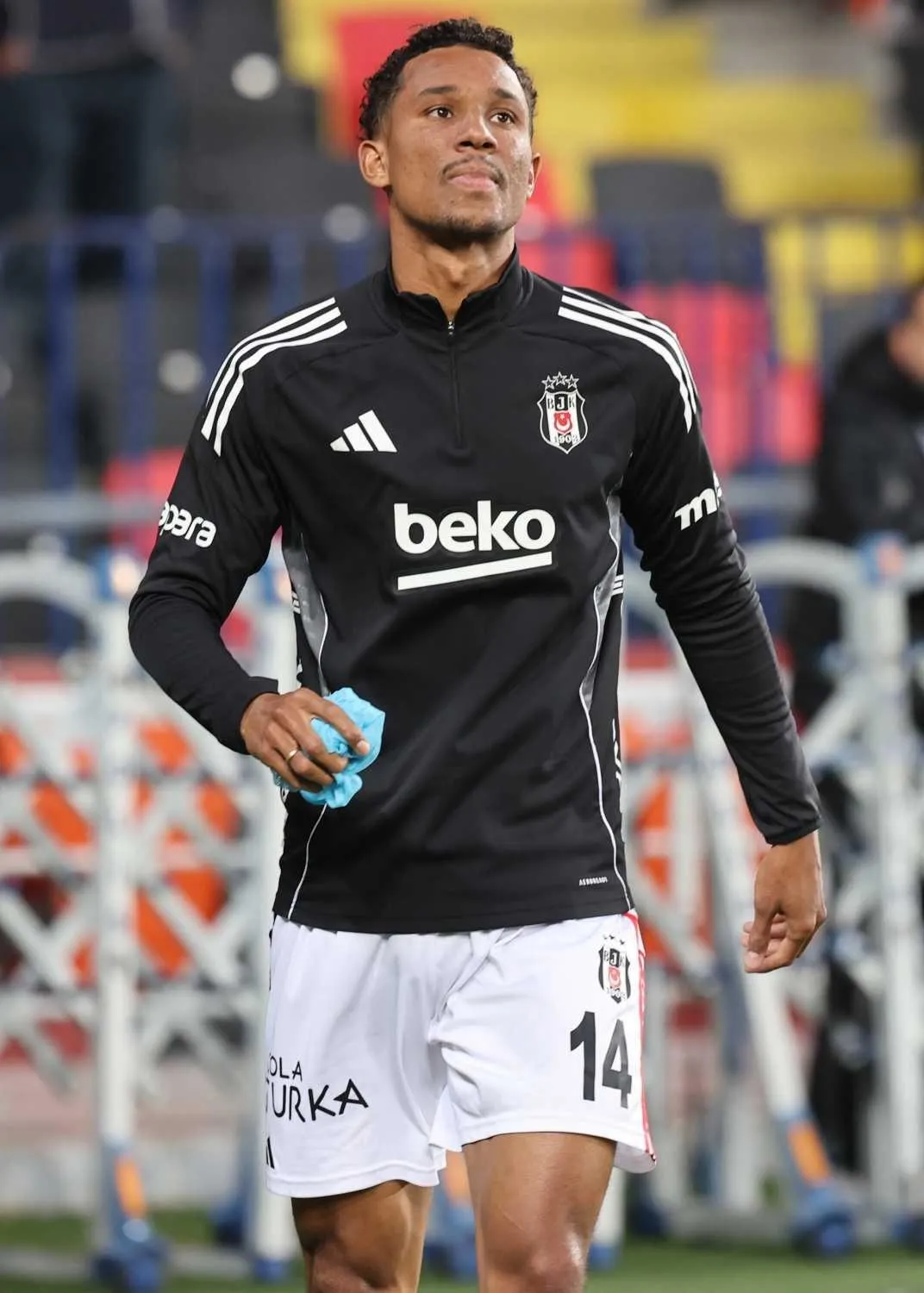 monza-uduokhai-icin-besiktas-ile-masada-henuz-anlasma-yok-1787065793006.jpeg Monza Uduokhai için Beşiktaş ile masada: Henüz anlaşma yok!-4