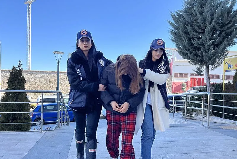 6 şüpheliden 2’si tutuklandı