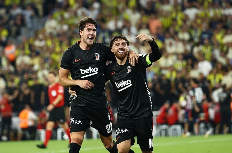 juventustan-vlahovic-aciklamasi-pesinden-kosmam-1789373246157.jpeg Juventus'tan Vlahovic açıklaması: "Peşinden koşmam"-4