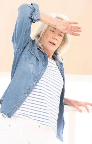 40'lı yaşlardan sık görülen Vertigo, şiddetli baş dönmelerine sebep oluyor! Yeni tedavi yöntemleri şikayetleri iyileştiriyor