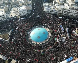 Amerikan kanalı CNN Kasım Süleymaninin cenaze törenini naklen yayınladı