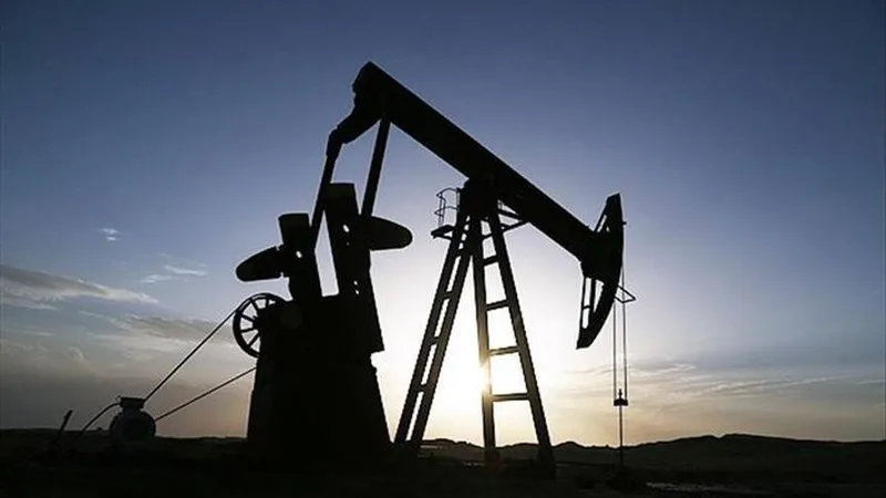 iran-israil-gerilimi-piyasalari-vurdu-petrol-ve-altin-firladi-dolar-euro-son-durum-piyasalarin-yonu-ne-olacak-1749797836387.jpeg