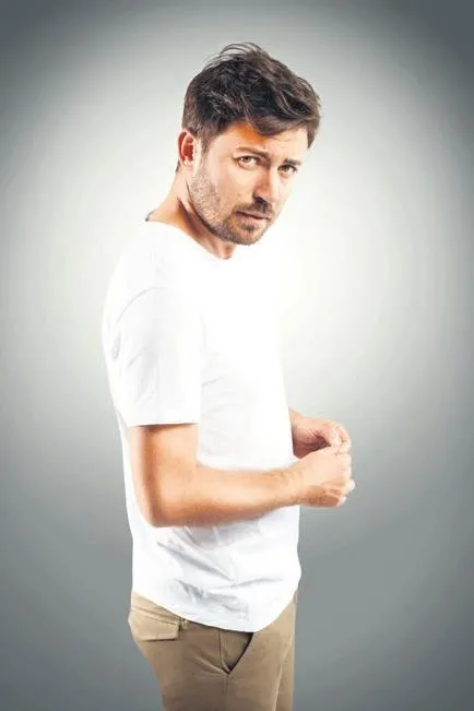 Yasemin Kay Allen ile Tolga Güleç'in arkadaşlığı aşk oldu-3