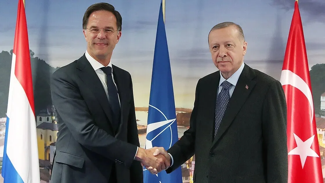 baskan-erdogandan-nato-kabulleri-zirve-oncesi-iki-kritik-temas-radev-gidecek-rutte-gelecek-1783325608751.jpeg Başkan Erdoğan'dan NATO kabulleri! Zirve öncesi iki kritik temas: Radev gidecek Rutte gelecek-3