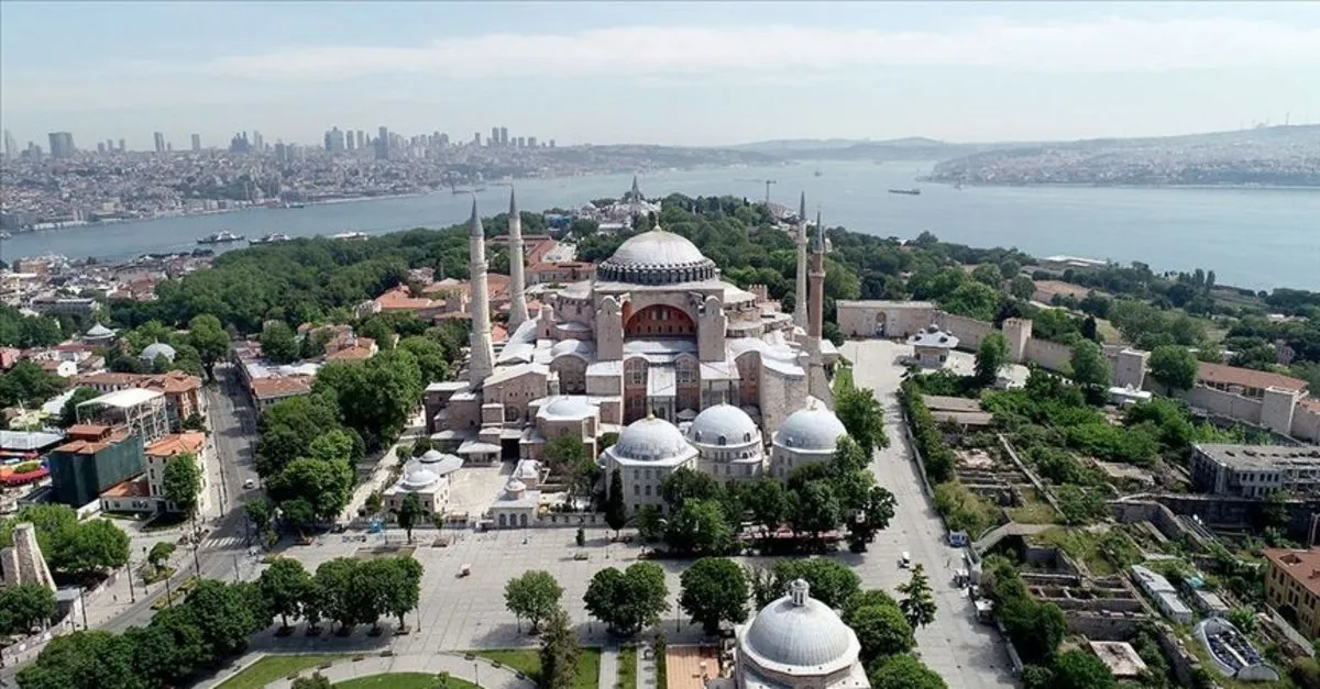 Ayasofya Cami Oldu Mu Ayasofya Nasil Ve Neden Muzeye Cevrildi Ayasofya Da Ibadet Edilir Mi Takvim