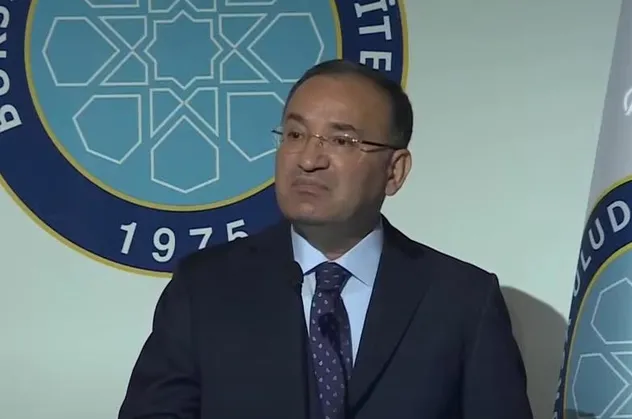 Bakan Bozdağ'dan flaş Yeni Anayasa açıklaması: "Er ya da geç yapılacaktır!"