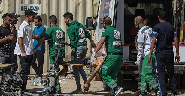 Gazze'de İsrail katliamı: Bir gecede 100'den fazla Filistinli hayatını kaybetti