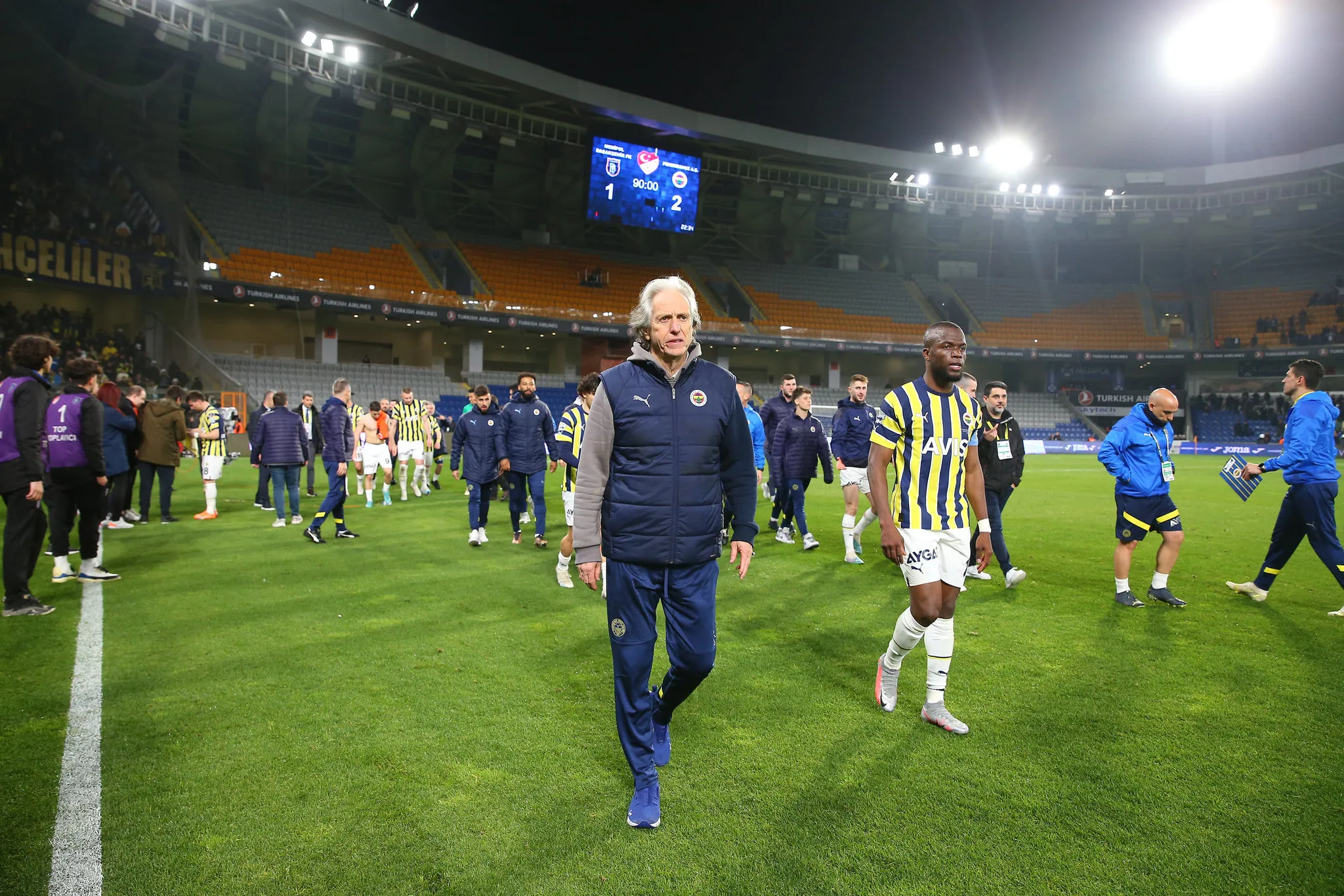 Galatasaray peşinden koşmuştu! Fenerbahçe kapıyor - 16