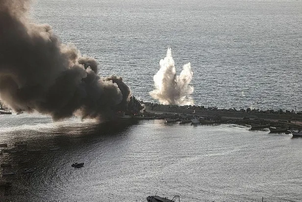 haham-elhanan-beckin-sozleri-sosyal-medyada-gundem-oldu-barisin-tek-yolu-isgal-edilen-tum-topraklari-filistine-1696959927072.jpeg Haham Elahanan Beck'in sözleri sosyal medyada gündem oldu: Barışın tek yolu işgal edilen tüm toprakları Filistin'e iade etmek-3