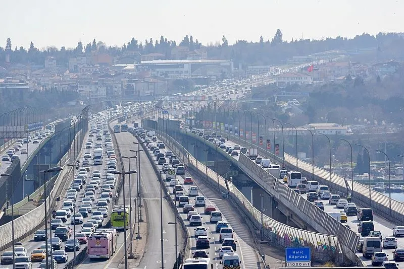 İstanbul'da trafik yoğunluğu (AA)