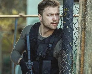 Söz dizisinin Yavuzu Tolga Sarıtaşın kardeşi çok şaşırttı! Abisinin kopyası...