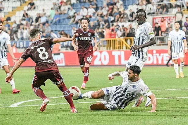 istanbulda-yol-yagmuru-trabzonspor-kasimpasayi-5-1-maglup-etti-1693598208972.jpeg İstanbul'da gol yağmuru! Trabzonspor, Kasımpaşa'yı 5-1 mağlup etti-4
