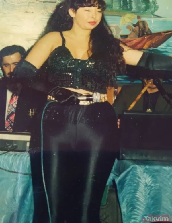 Filmlerden Biri Gazetelerde Manşet Oldu. Ancak Üçüncü Film Teklifinde Artık Cüneyt Bey'le Çalışmak İstemediğim İçin Kabul Etmedim. Yemeğe Davet Edildim Ama...