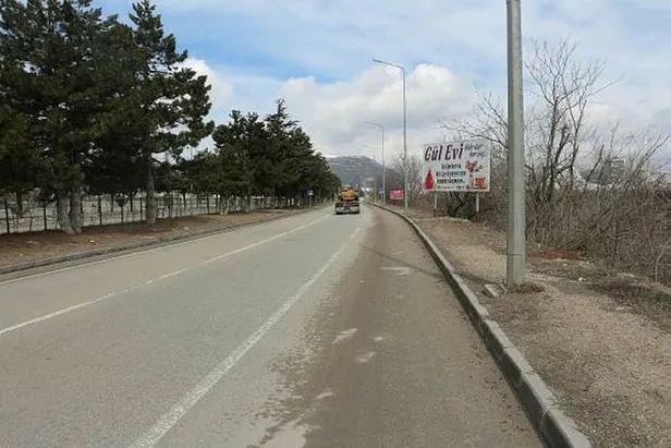 Isparta'da köpeklerden kaçan Rabia Kallı'ya vurup ölümüne neden olan sürücü hakim karşısında-3