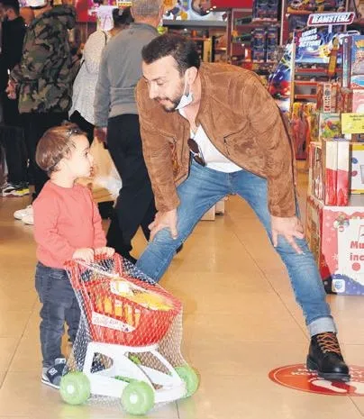 İlayda Alişan, önceki gün Nişantaşı'nda objektiflere takıldı-3