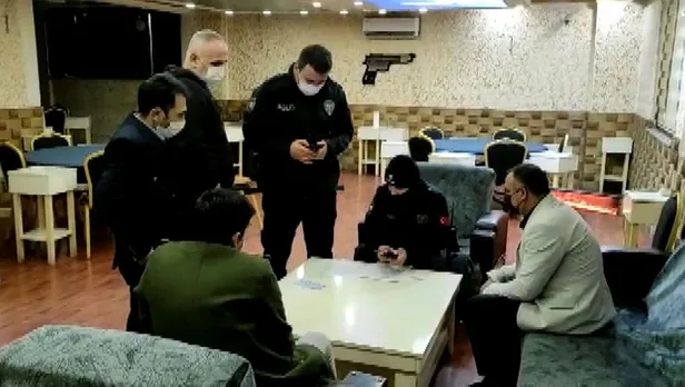 "Cenazemiz vardı" dediler kahvehanede oyun oynarken yakalandılar! İstanbul'da pes dedirten olay-3