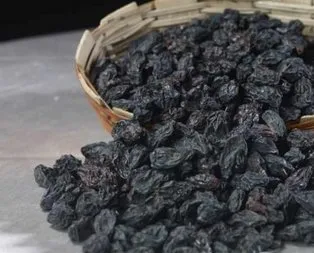 Gür saçlara kuru uzüm