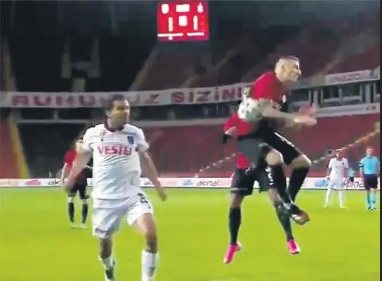 Var 4 defa izletti ama Fırat Aydunus vermedi!-2