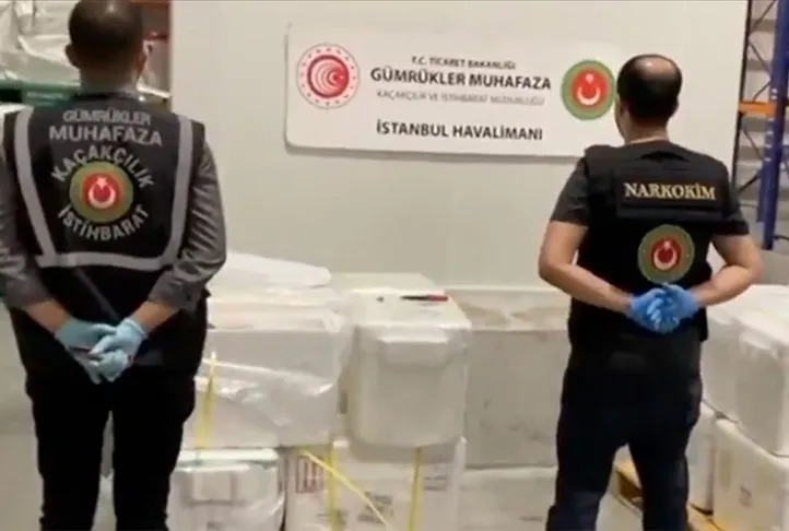 455 kiloluk zehir operasyonu