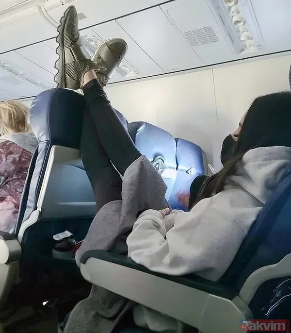 Ne tepki umrunda ne de görgü kuralları! 'İnsanlar rahatsız olur mu' demedi pantolonu indirdi! Otobüste öyle bir şey yaptı ki - 29