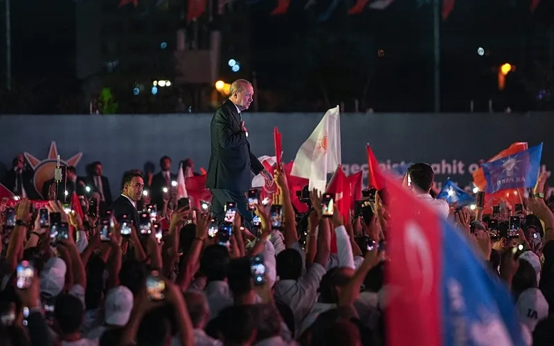 ankarada-tarihi-konusma-baskan-erdogan-mesaji-verdi-acin-yollari-buyuk-turkiye-cumhuriyeti-geliyor-1786736650469.jpeg Ankara'da tarihi konuşma! Başkan Erdoğan mesajı verdi: Açın yolları 'Büyük Türkiye Cumhuriyeti' geliyor!-11