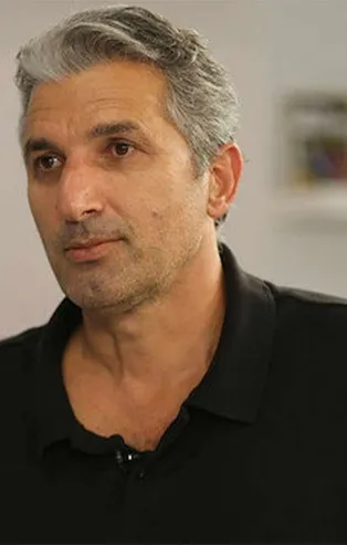 CHP'li Özgür Özel tutuklu gazeteciler raporunu aklamak için Nedim Şener'in ismini kullandı! Nedim Şener iddiayı yalanlayarak tepki gösterdi!