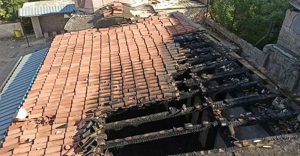 SON DAKİKA: Siirt'te tarihi Şeyh Maruf Camii'nde yangın