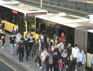 İstanbul’da metrobüsler yine tıklım tıklım!